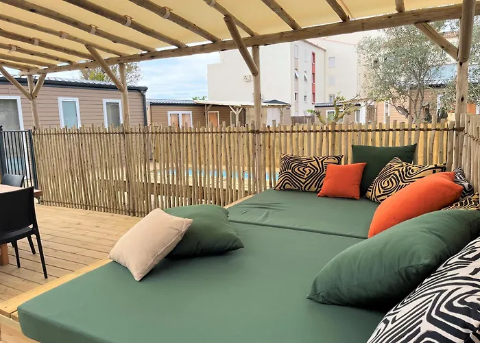 Camping La Clape Village